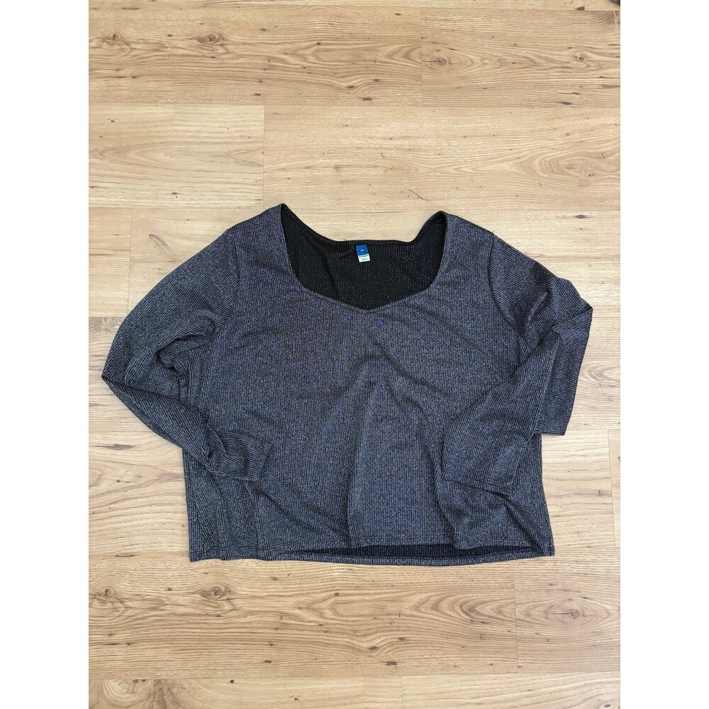 Old Navy Black and Silver 4X Shirt